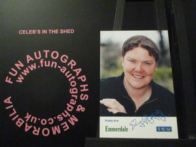 Dominic Brunt (Paddy Kirk) Original Emmerdale Blue &amp; Yellow Itv Logo Pre-Print Cast Card