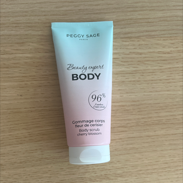 Gommage corps fleur de cerisier