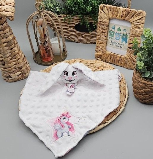 Doudou Lapin Blanc Licorne
