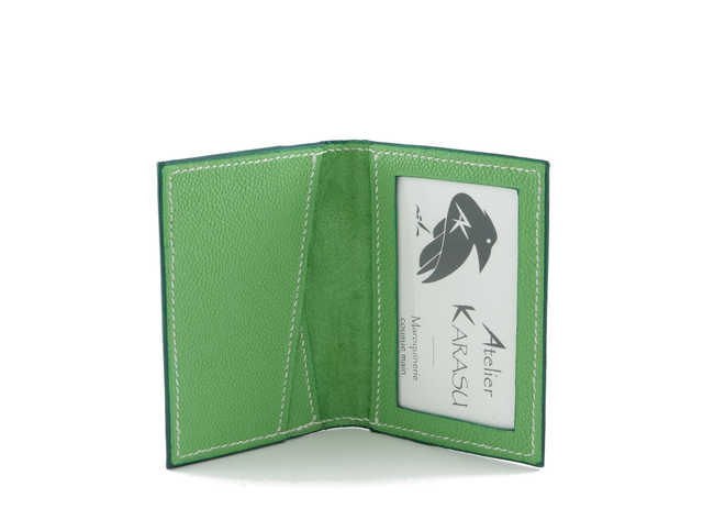 Porte-Cartes MADO Vert Grainé Fil Blanc
