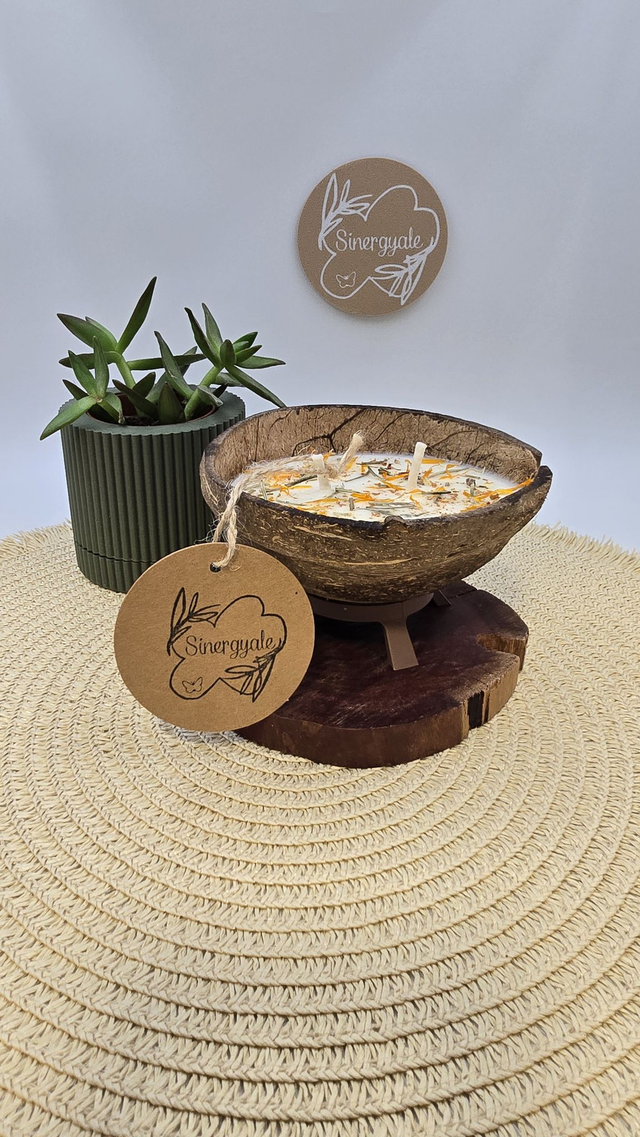 Vela en coco - Jazmín