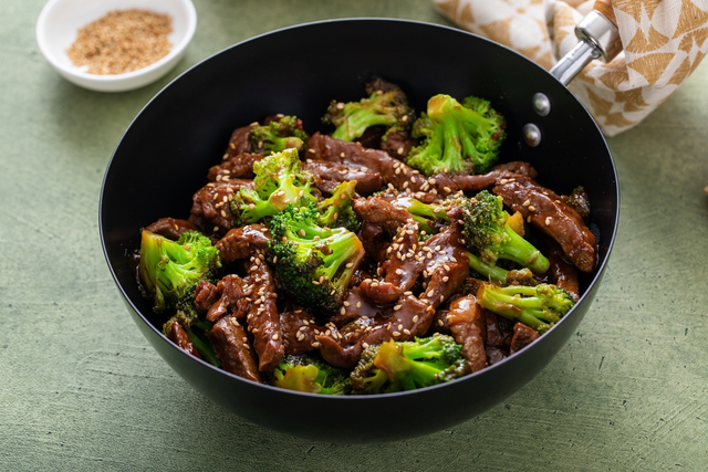 Beef Stir Fry (£20.99 per kg) Approx 580g per pack