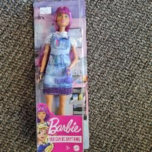 BARBIE HAIRDRESSERS DOLL