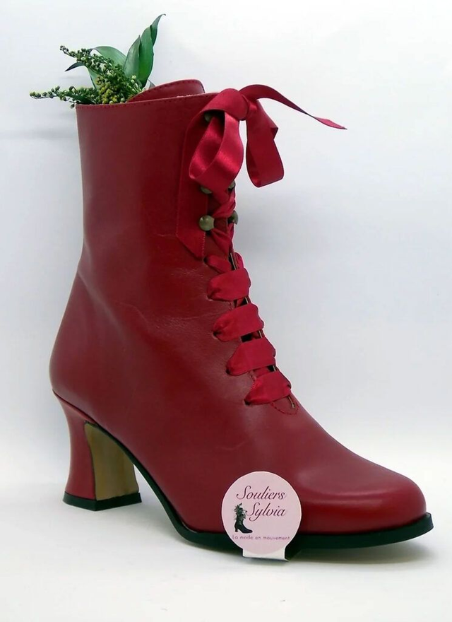 Lucky Souliers Sylvia Paris