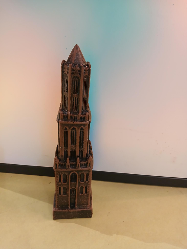 Domtoren 24 cm Bruin