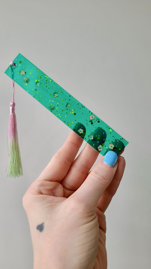 Green &amp; Pink Floral Bookmark 