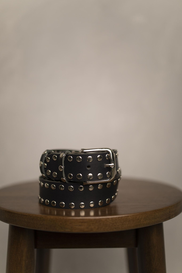 Odinis 4cm diržas su kniedėmis