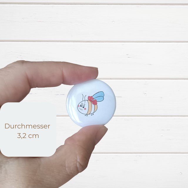 Biene "Milla" Button mit Magnet & Anstecknadel
