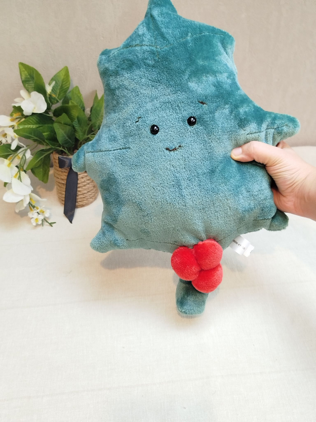 Coussin feuille de houx kawaii 