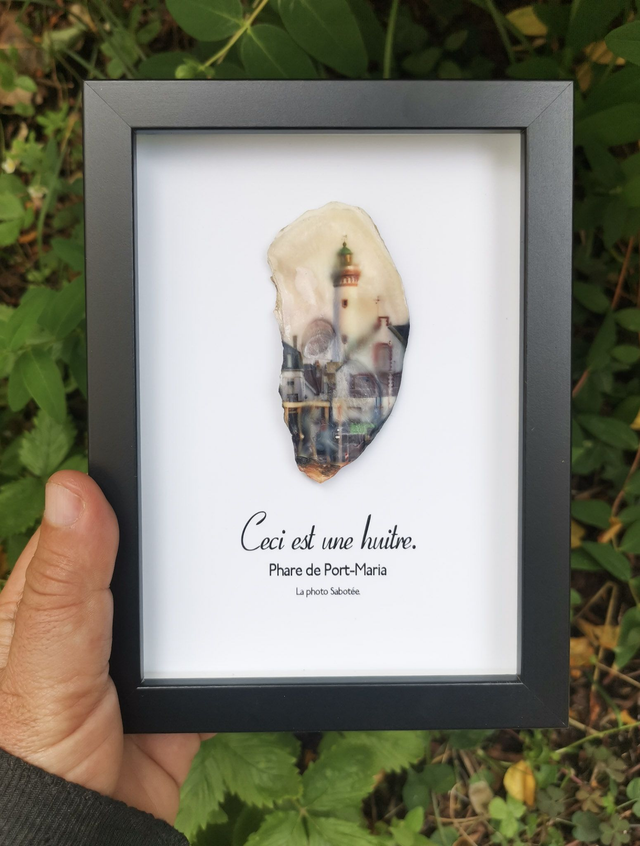 13x18 : Ceci est une huitre "Phare de port-Maria"