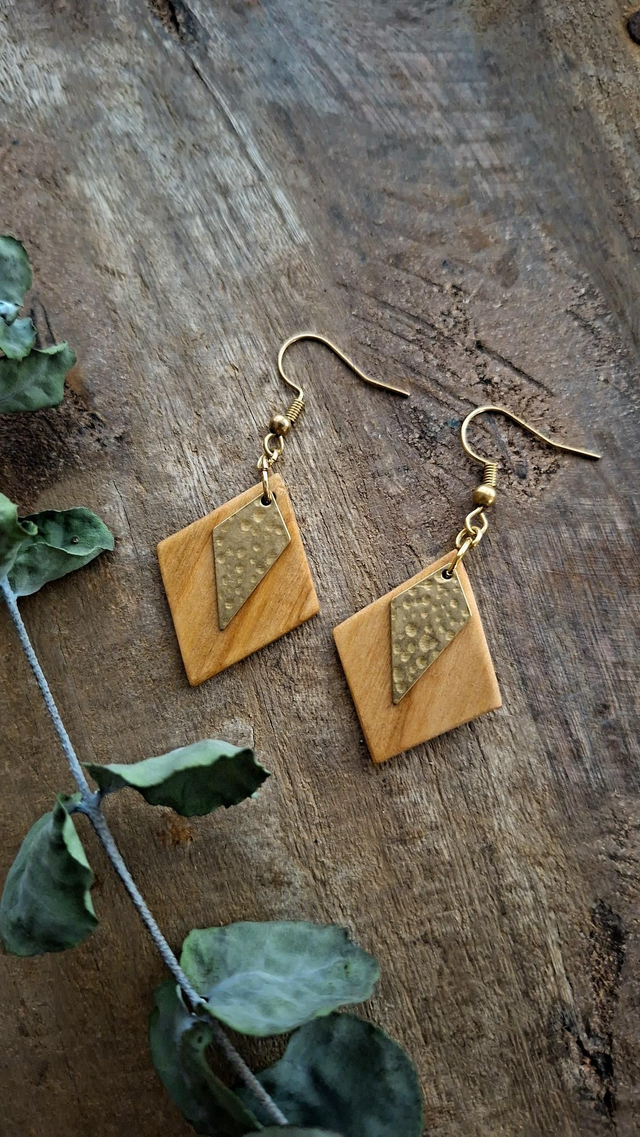Holzohrringe handgemacht & zeitlos schön 