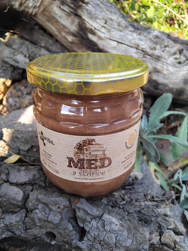 Med a skořice - pastový med se skořicí 500g