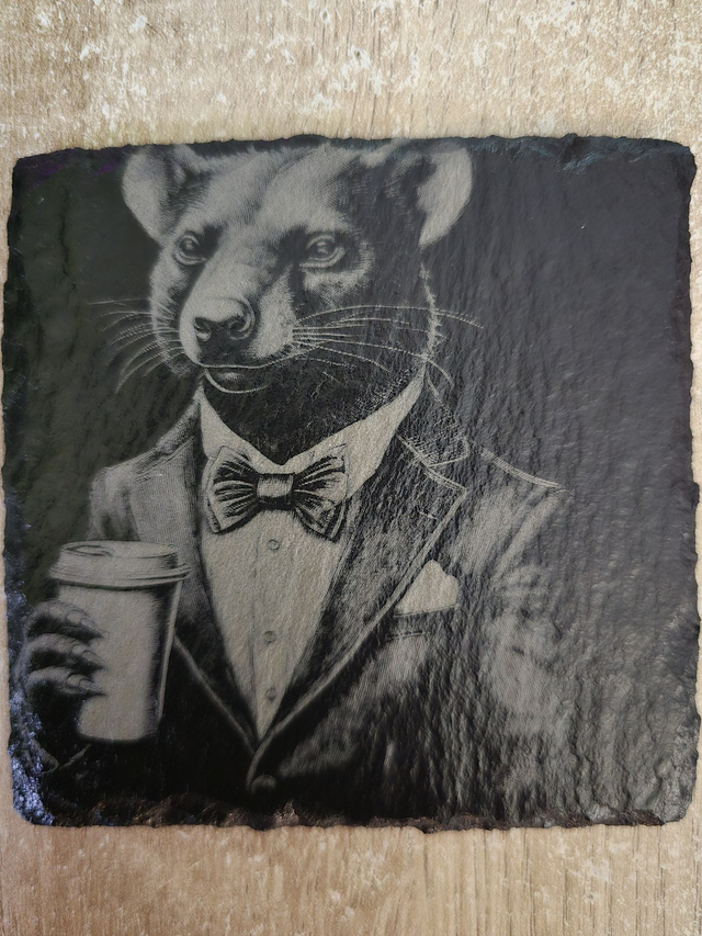 Animaux professionnels buvant du café