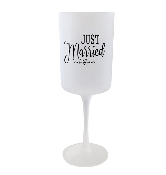 Wine Glass - Just Married - 275ml Red Wine Goblet - Frosted 