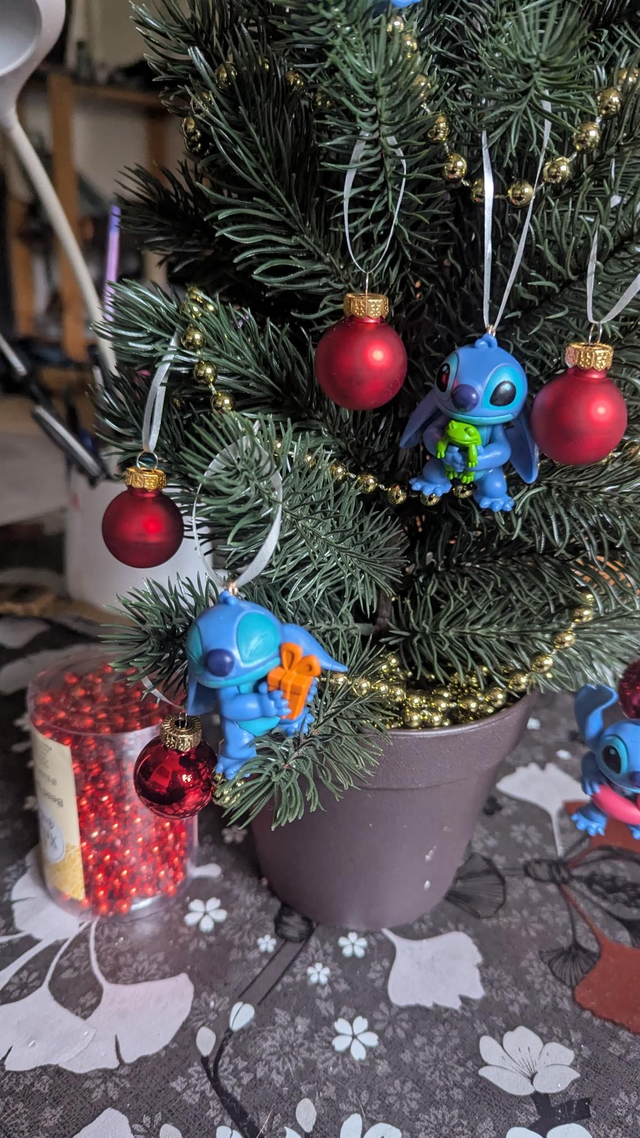 Stitch xmas ornament