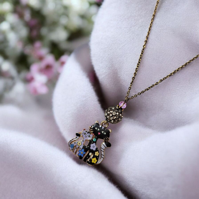 Collier acier inoxydable et cristal parme et noir chats