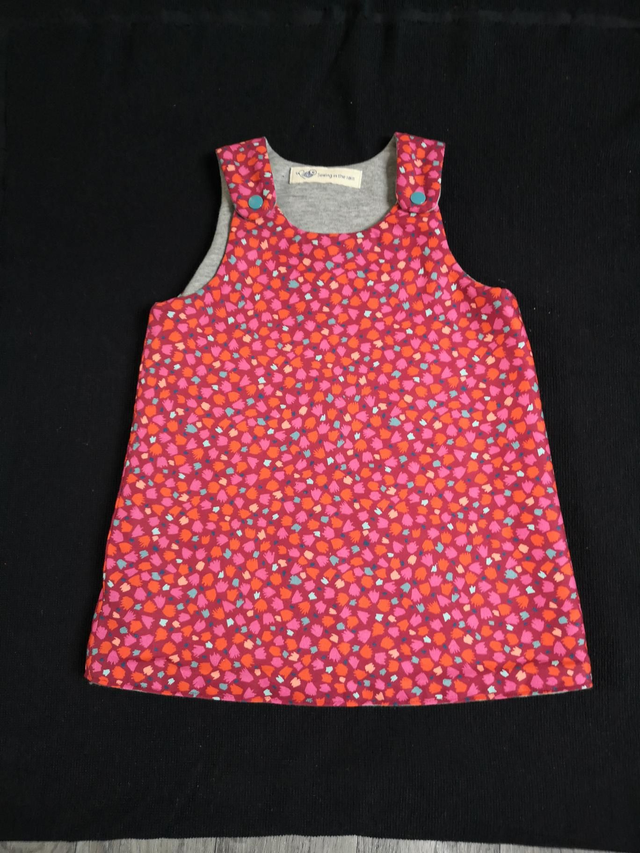Robe réversible taille 12 mois 