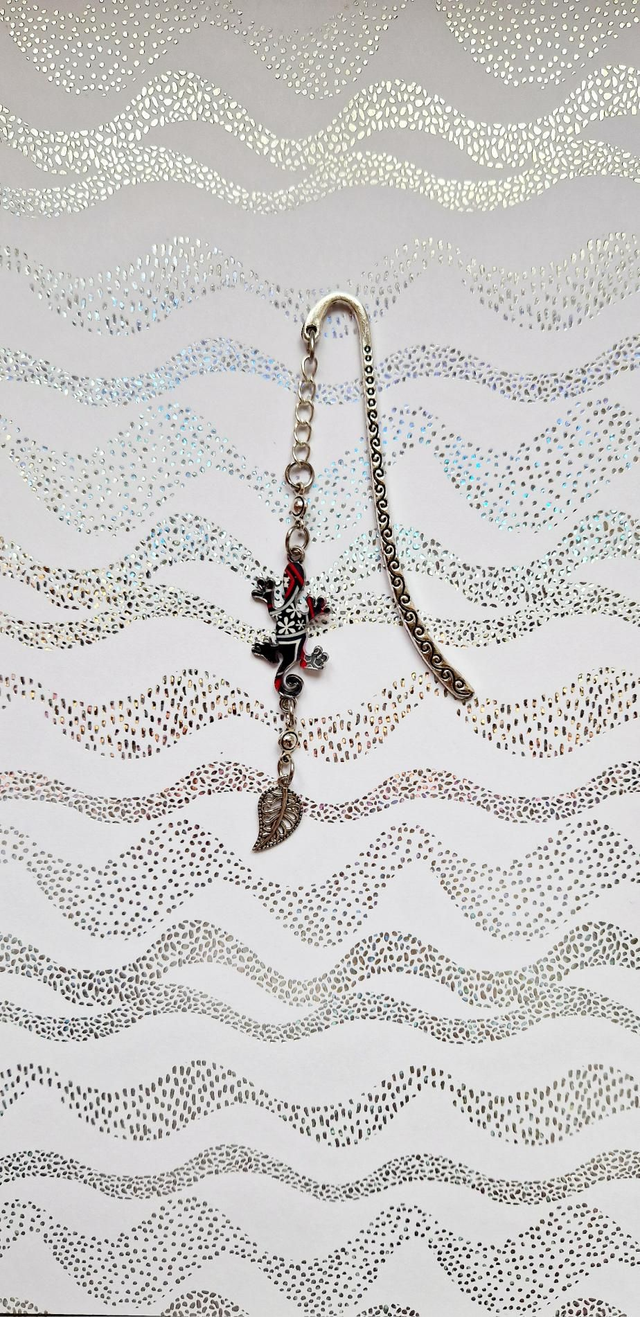 Marque page salamandre