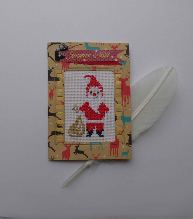La carte brodée du père noël