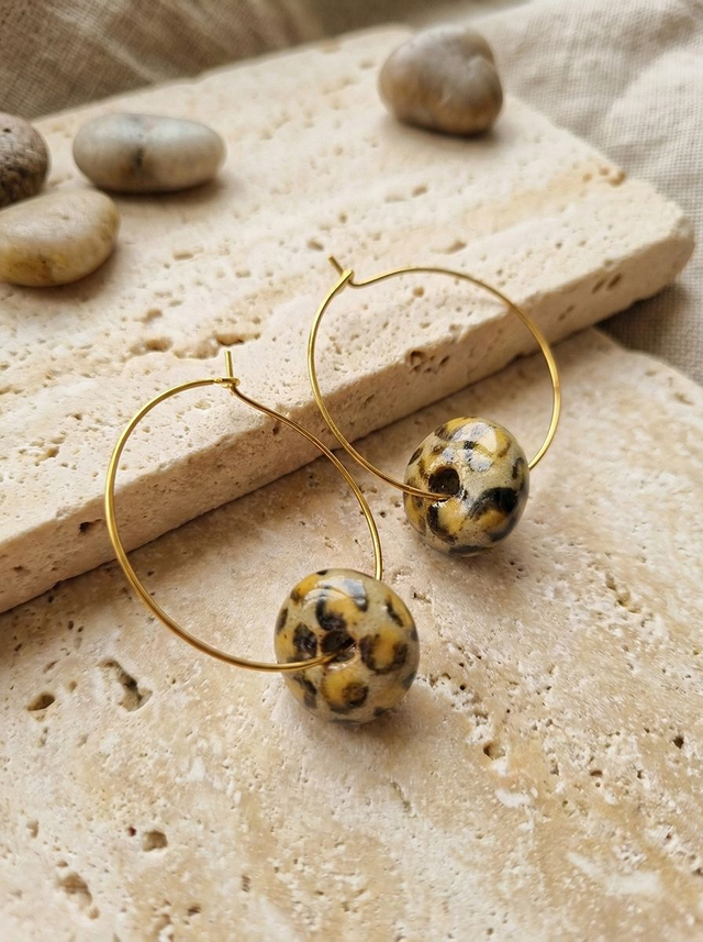 Animal Print Loop Ceramic Earrings - Yellow/Black (beige clay)
