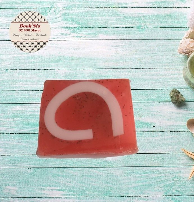 Savon glycérine " Framboise & poivre noir "