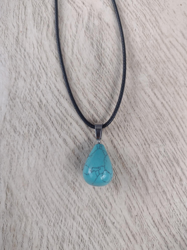 Blue turquoise gemstone necklace 