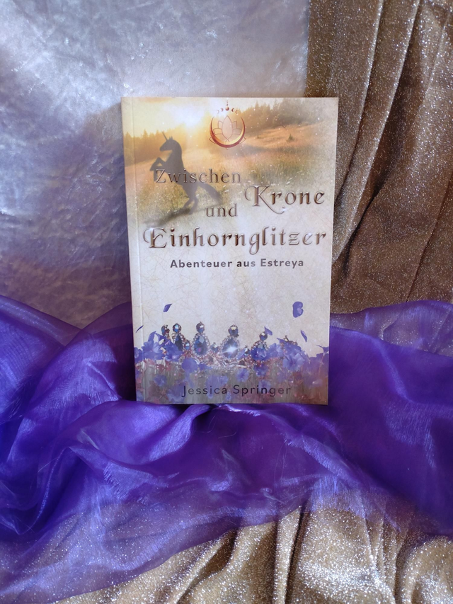 Zwischen Krone und Einhornglitzer