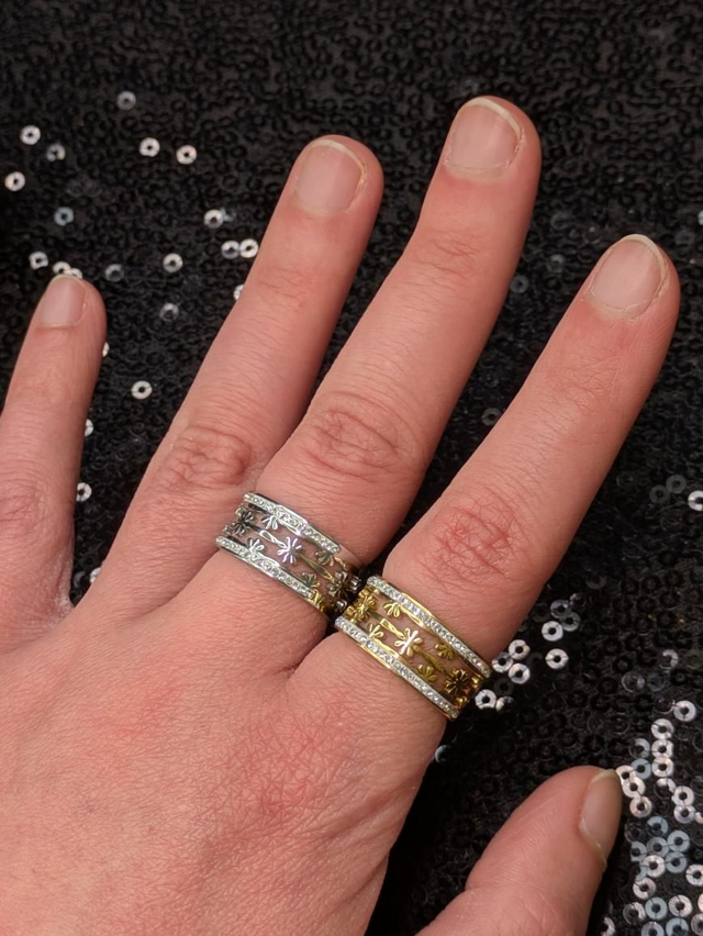 Bague anneau fleur ajouré 