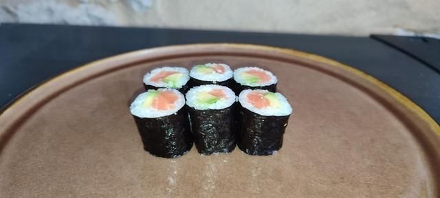 Maki saumon avocat x6