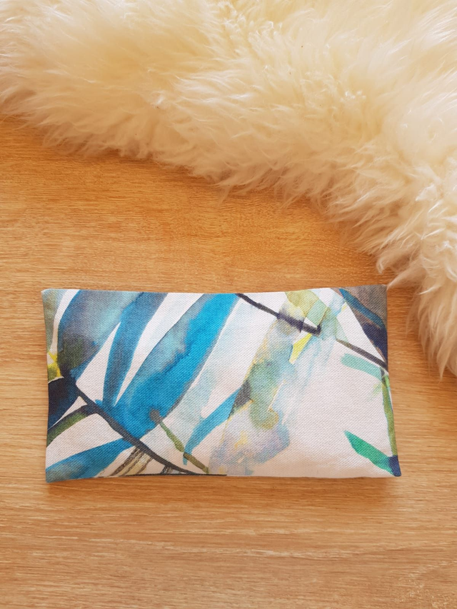 47 - Coussin pour les yeux - Palmes aquarelles bleues