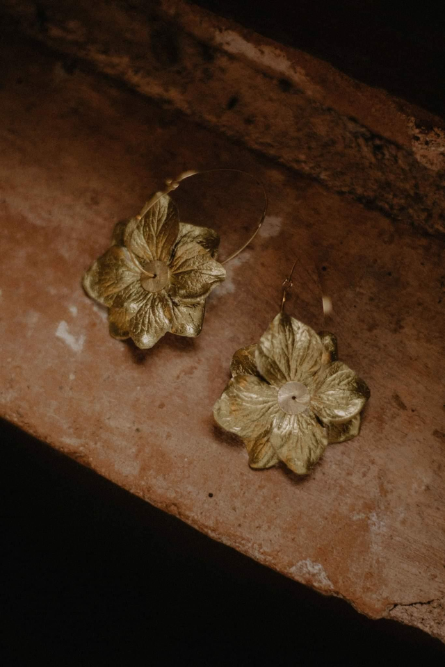 Boucles d'Oreilles Hortensia Gold