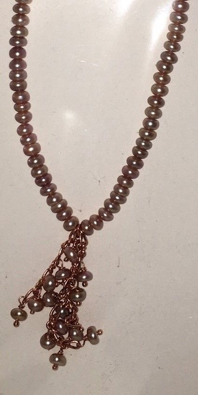 Pearl tassle neckalce