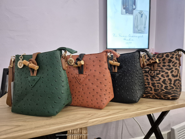 Bamboo Close Bucket Bag