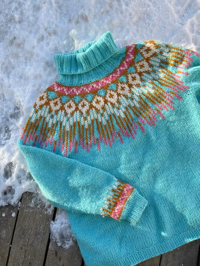 Hopi Polar Sweater Kit - Col 08 (Light Turquoise Vams) - Wool &amp; Pattern - Linka Neumann