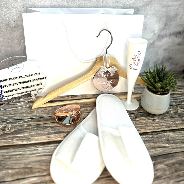 Prom Package - Hanger, bag, spa slippers, prosecco flute and compact mirror