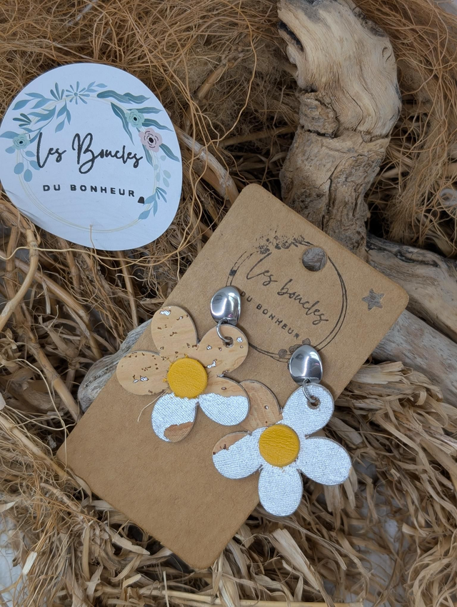 Boucles d&#039;oreilles Baby Marguerite cuir et liège bm002