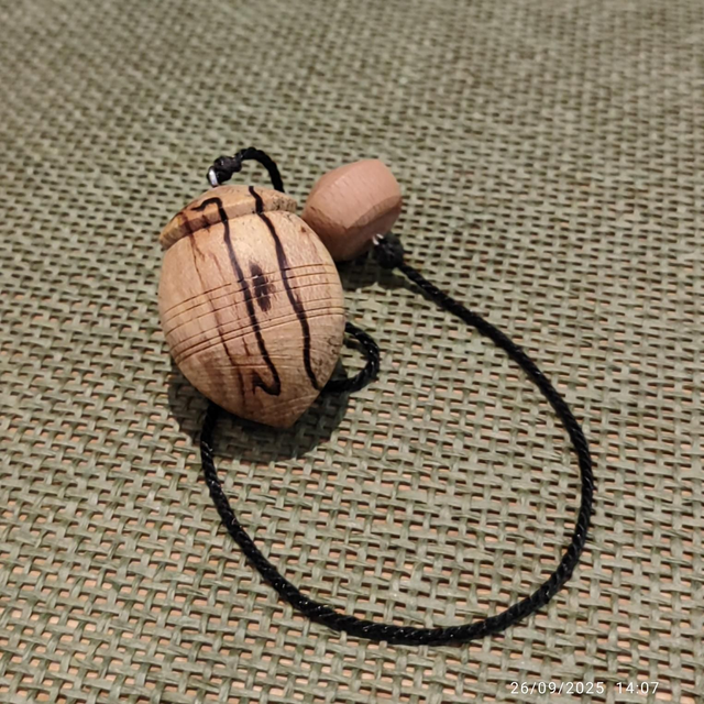 Pendule en Bois (Houx) 