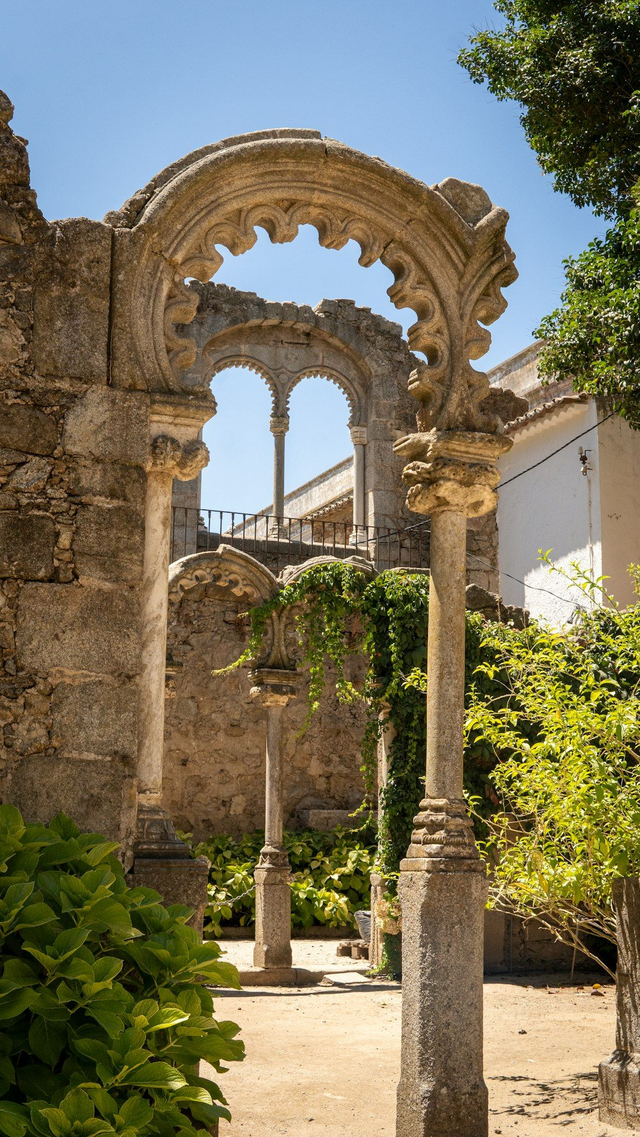 Lisbon Airport to or from Evora