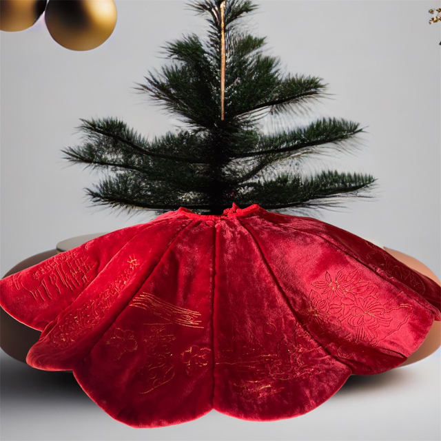 Jupe de sapin brodée