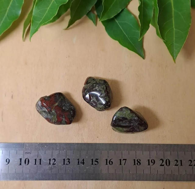 DRAGON BLOOD JASPER TUMBLESTONE