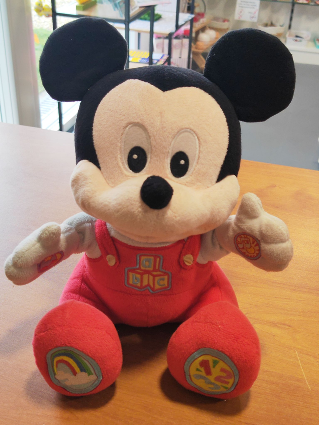 Peluche intéractive Mickey