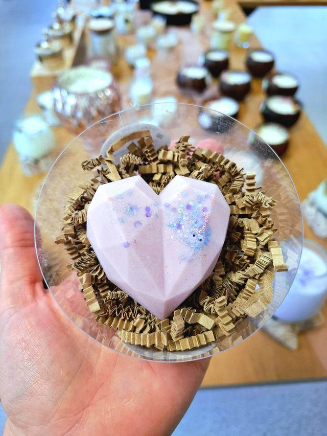 Zmrzlá švestka Srdce - vonný sójový vosk