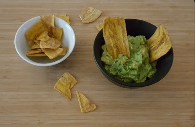 Platanitos con Guacamole 