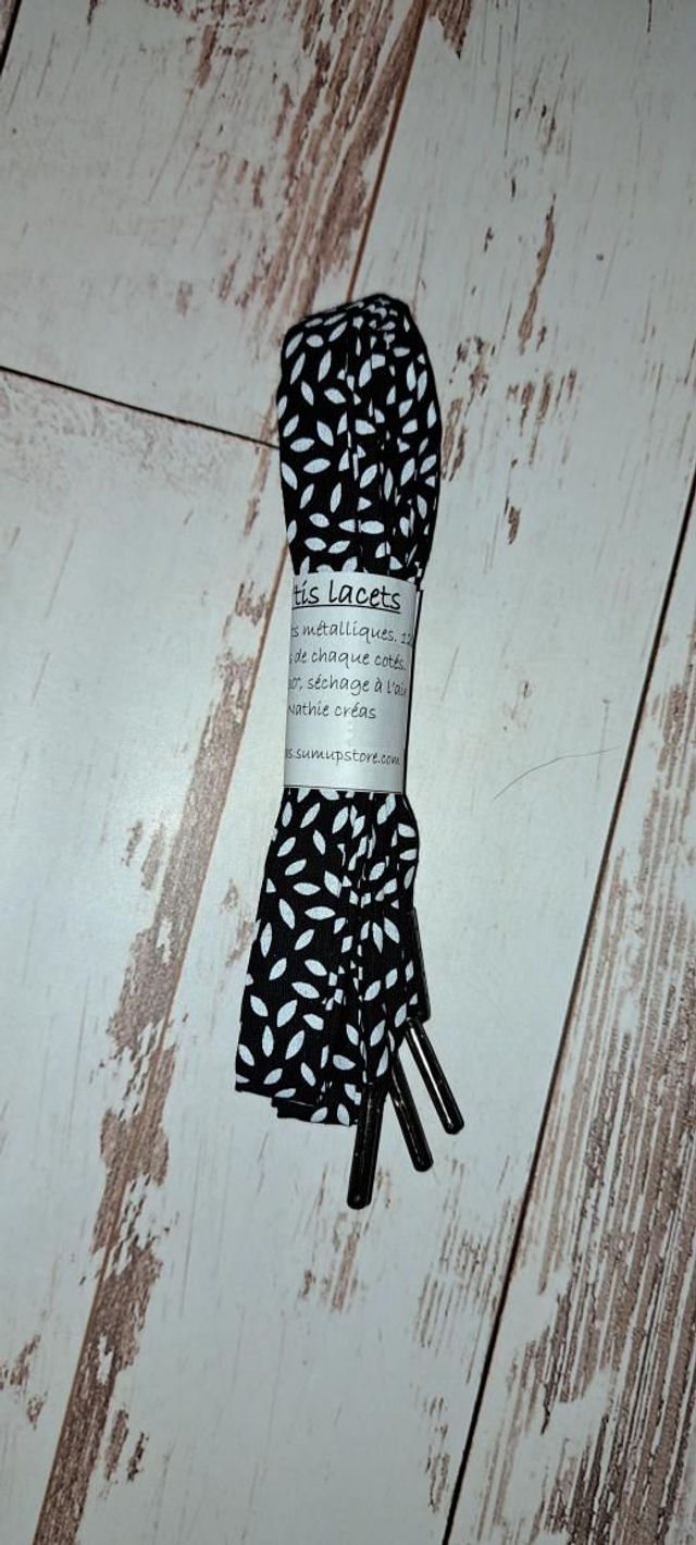 Lacets grains de riz noir