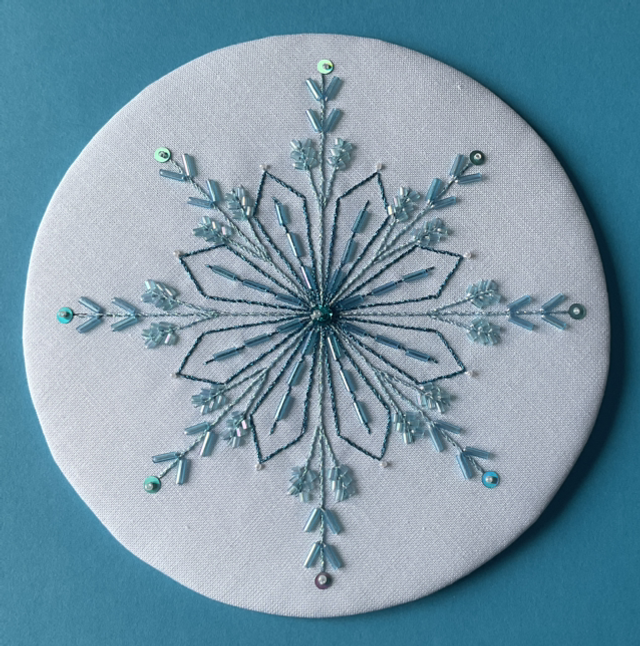 Kit broderie traditionnelle * Flocon de Neige * version 1