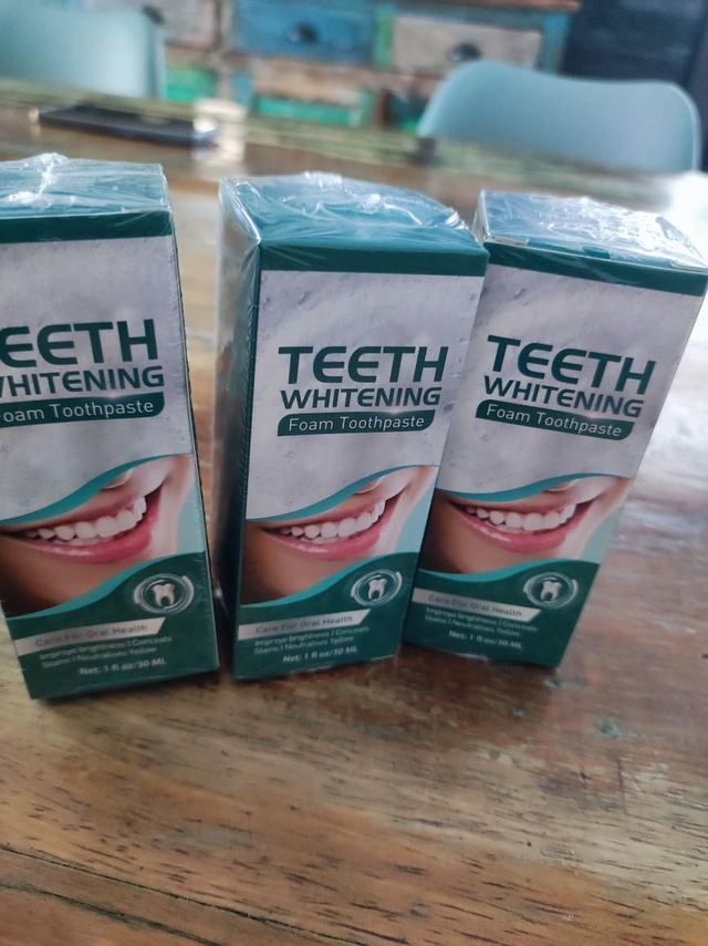 MOUSSE DENTAIRE BLANCHISSANTE