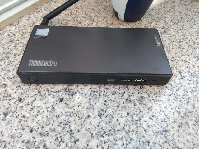 Lenovo ThinkCentre M90n tiny Mini PC i5-8259U 8GB RAM 256GB Nvme