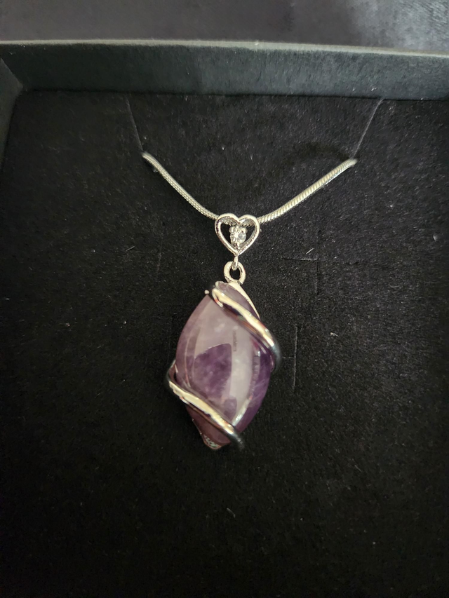 AMETHYST SPIRAL NECKLACE ON 18 INCH CHAIN 