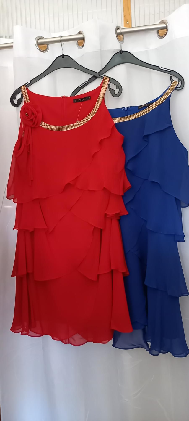 Robe de soirée courte volantée