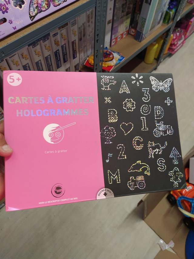 CARTES A GRATTER HOLOGRAMMES